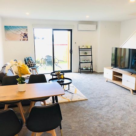 Arena,Railway Station Townhouse With Free Car Park Apartment Christchurch Ngoại thất bức ảnh