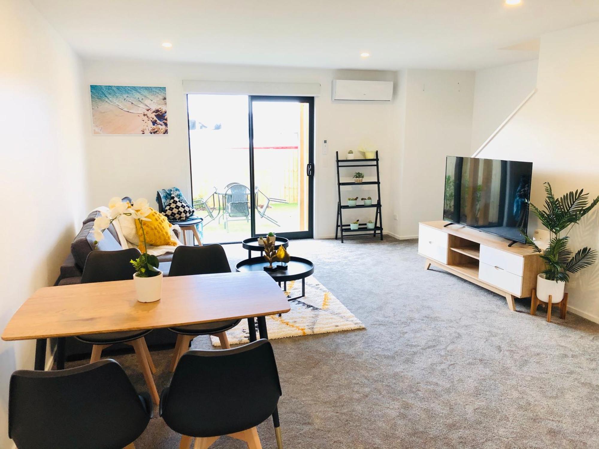 Arena,Railway Station Townhouse With Free Car Park Apartment Christchurch Ngoại thất bức ảnh